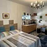 Apartment Zamet 500m From Sea, Free Parking, Near To Center Zamet