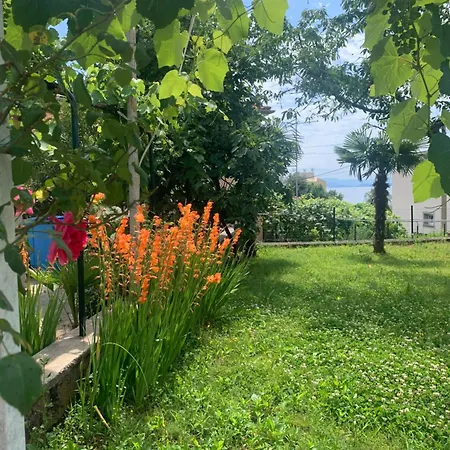 Zamet 500m From Sea And Free Parking Apartment Rijeka