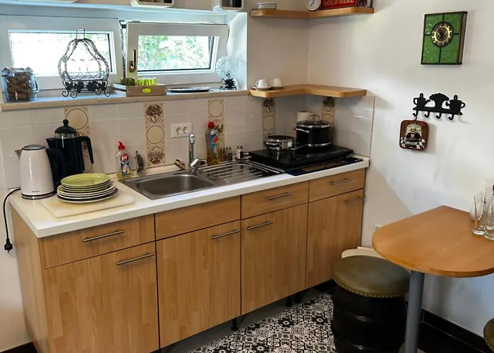 Lejlighed Apartment Rijeka Zamet 500M From Sea, Free Parking, Near To Center Zamet
